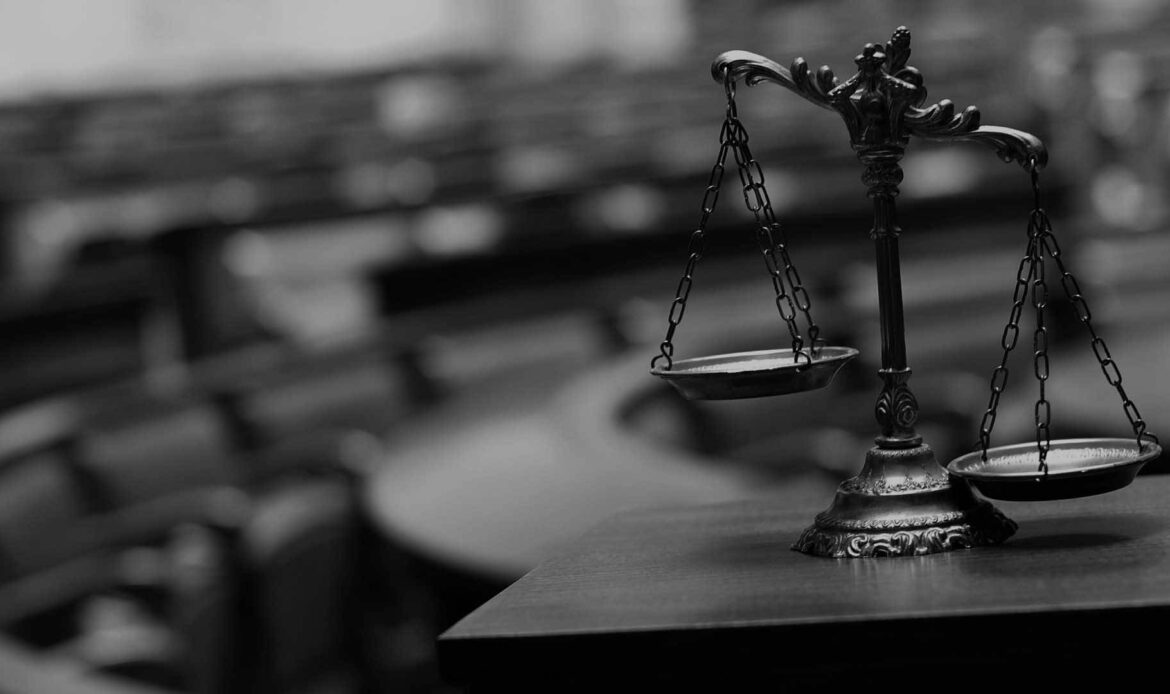 Indenização e Substituição de Veículo com Defeito